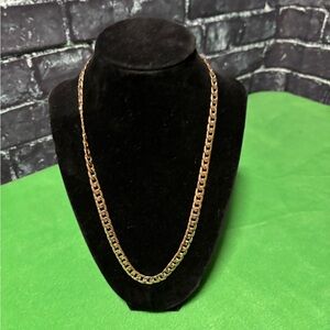 Elegant Gold Chain Necklace